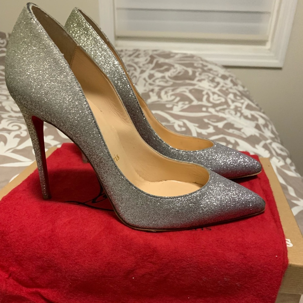 Pigalle Follies 100 glitter Silver louboutins size 37.